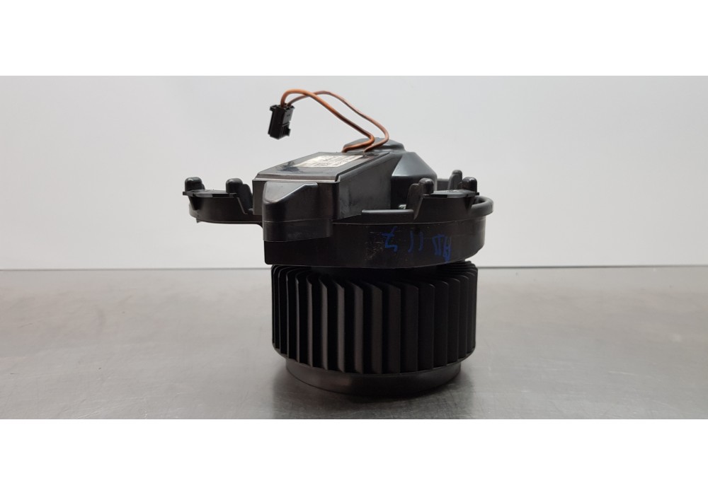 Recambio de motor calefaccion para mercedes clase b (w246) b 200 cdi (246.208) referencia OEM IAM A2469061601  