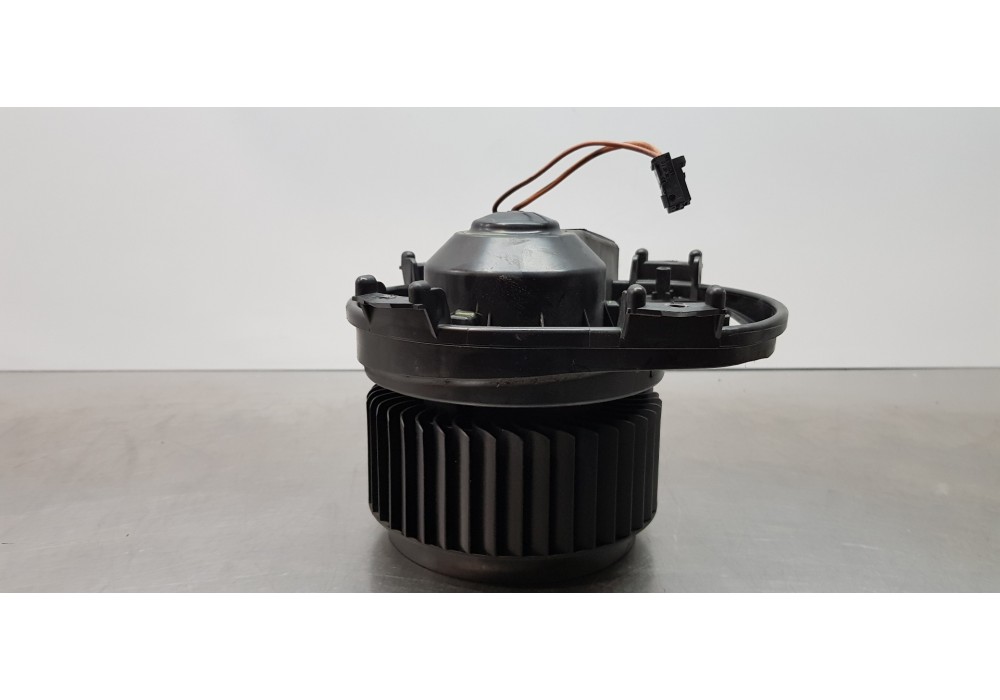 Recambio de motor calefaccion para mercedes clase b (w246) b 200 cdi (246.208) referencia OEM IAM A2469061601  