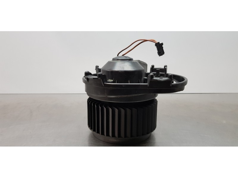 Recambio de motor calefaccion para mercedes clase b (w246) b 200 cdi (246.208) referencia OEM IAM A2469061601  