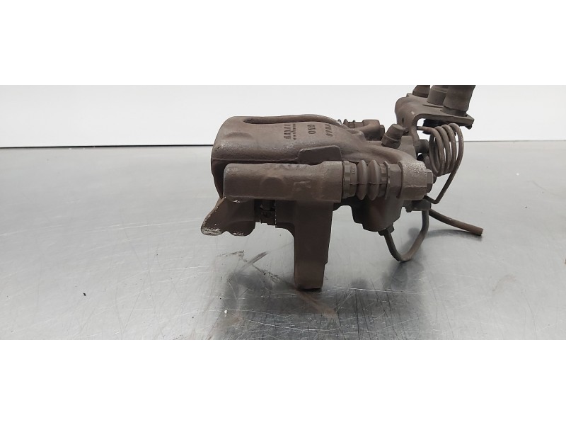 Recambio de pinza freno trasera izquierda para volkswagen caddy ocio comfortline bmt referencia OEM IAM 2K5615423A  