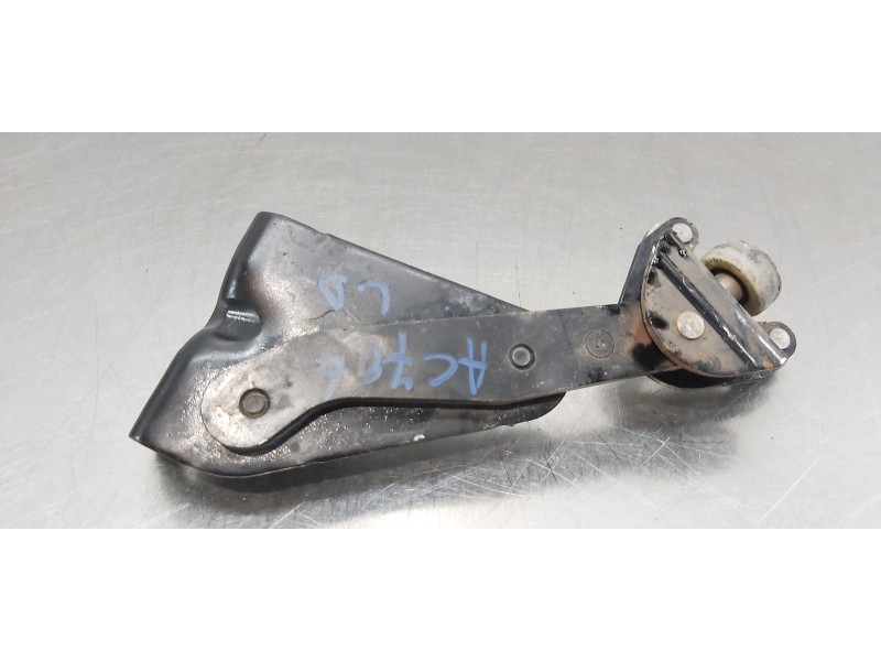 Recambio de soporte / guia puerta corredera para volkswagen t5 transporter/furgoneta caja cerrada referencia OEM IAM 7E0843398G 