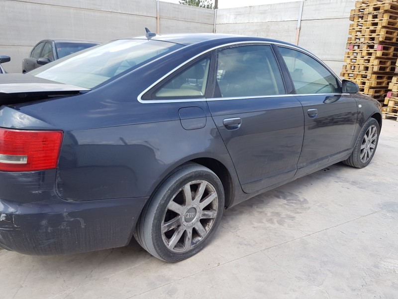 audi a6 berlina (4f2) del año 2004