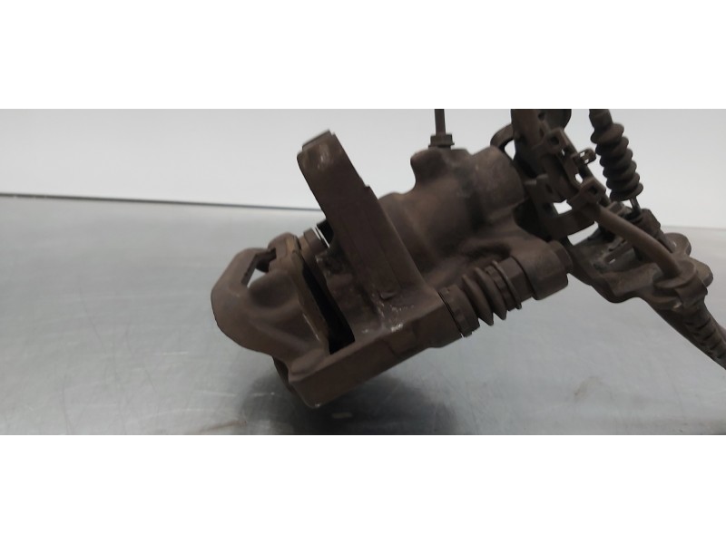 Recambio de pinza freno trasera izquierda para volkswagen caddy ocio comfortline bmt referencia OEM IAM 2K5615423A  
