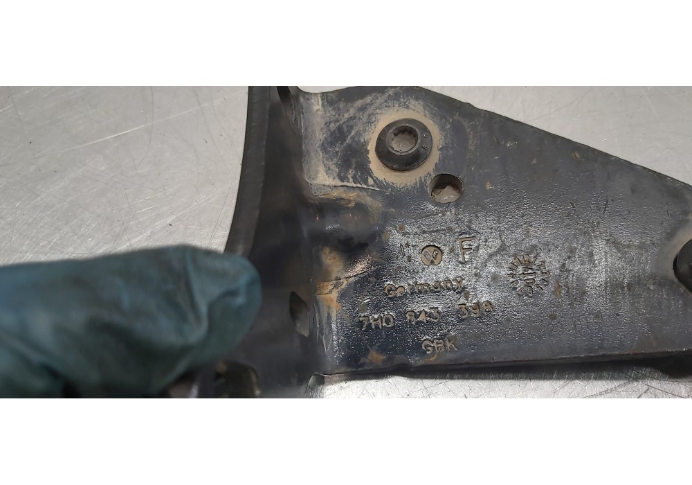 Recambio de soporte / guia puerta corredera para volkswagen t5 transporter/furgoneta caja cerrada referencia OEM IAM 7E0843398G 