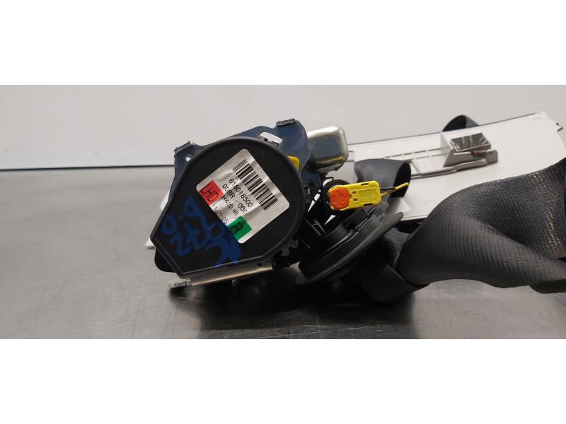 Recambio de cinturon seguridad delantero derecho para volkswagen golf plus (521) advance referencia OEM IAM 5M1857706FRAA   Recambio de cinturon seguridad delantero derecho para volkswagen golf plus (521) advance referencia OEM IAM 5M1857706FRAA