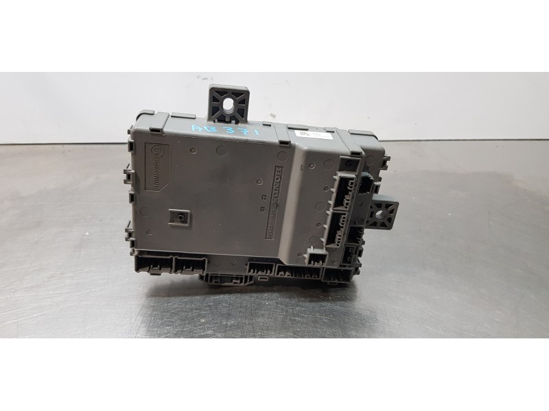 Recambio de caja reles / fusibles para honda civic (fk) 1.6 i-dtec comfort referencia OEM IAM 116RA000021  