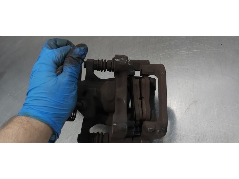 Recambio de pinza freno trasera izquierda para volkswagen caddy ocio comfortline bmt referencia OEM IAM 2K5615423A  