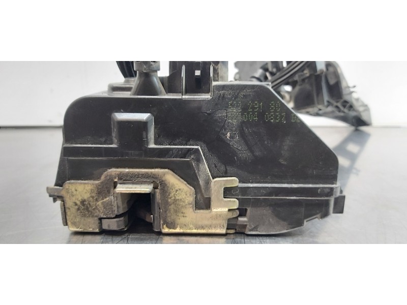 Recambio de cerradura puerta delantera derecha para peugeot 307 cc (s1) 2.0 referencia OEM IAM 9136Q2   Recambio de cerradura puerta delantera derecha para peugeot 307 cc (s1) 2.0 referencia OEM IAM 9136Q2