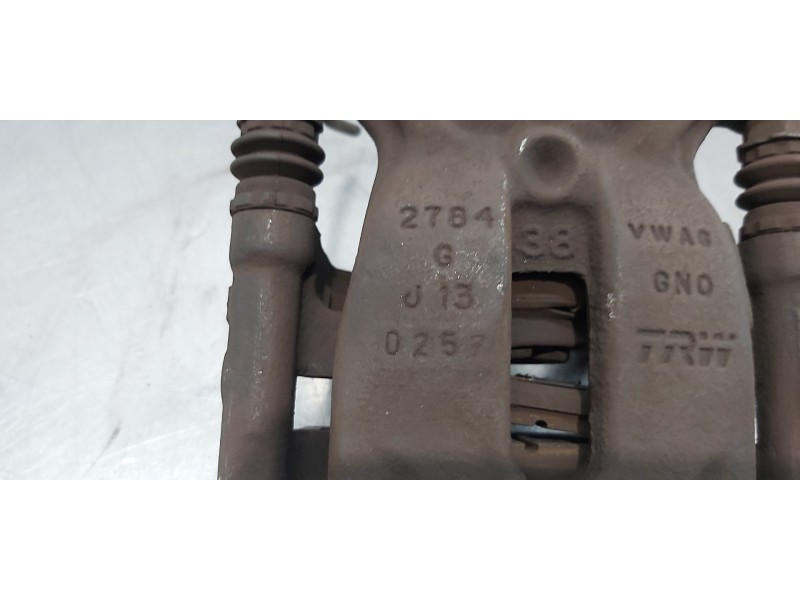 Recambio de pinza freno trasera izquierda para volkswagen caddy ocio comfortline bmt referencia OEM IAM 2K5615423A  