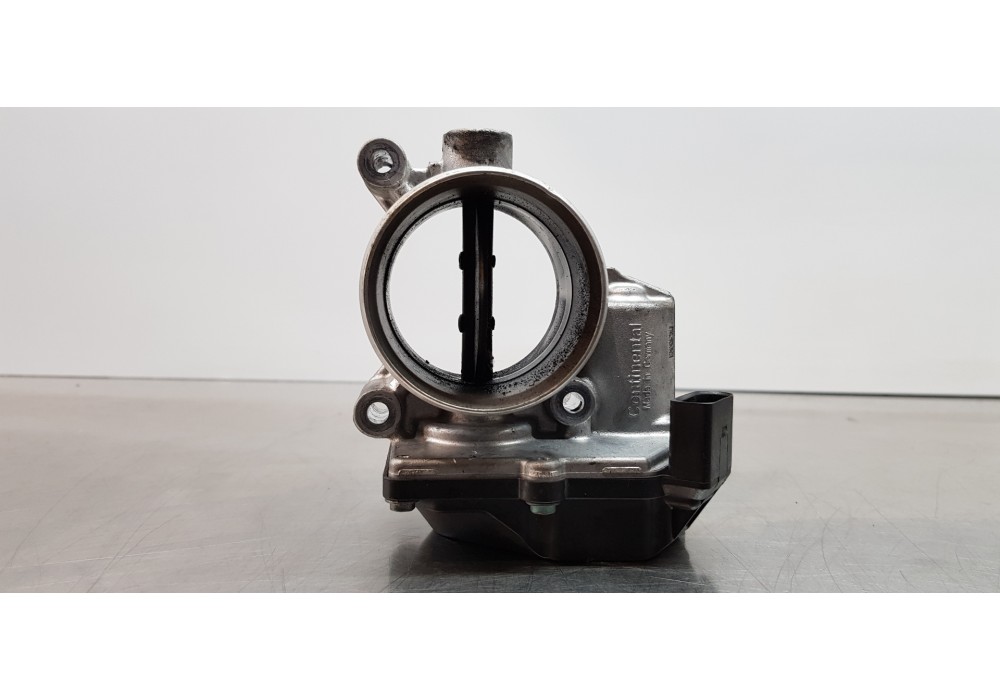Recambio de caja mariposa para volkswagen crafter caja cerrada caja cerrada 30 batalla corta referencia OEM IAM 03L128063S  