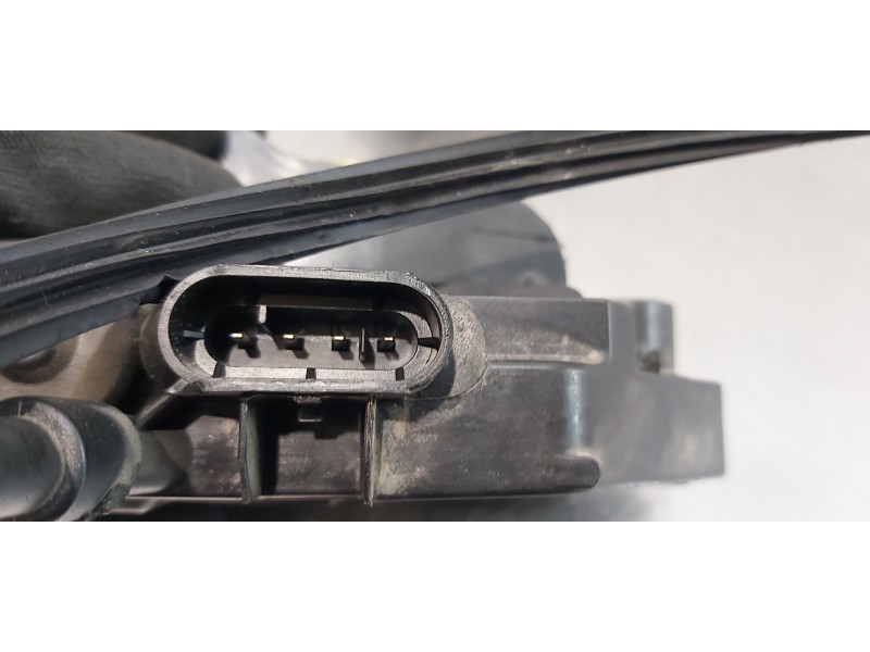 Recambio de cerradura puerta delantera derecha para peugeot 307 cc (s1) 2.0 referencia OEM IAM 9136Q2   Recambio de cerradura puerta delantera derecha para peugeot 307 cc (s1) 2.0 referencia OEM IAM 9136Q2