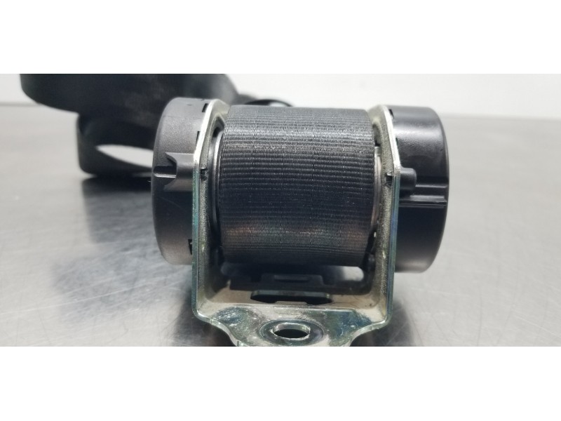 Recambio de cinturon seguridad trasero derecho para land rover evoque prestige referencia OEM IAM LR026470 BJ32611B68AD8PVJ AMBJ