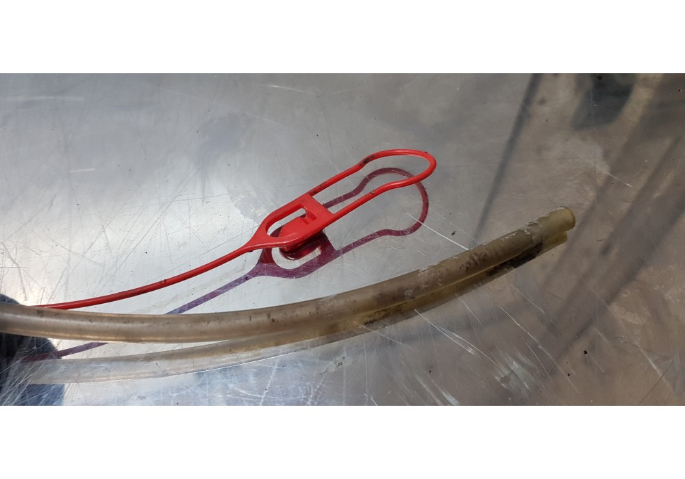 Recambio de tapa exterior combustible para audi a6 lim. (4g2) 3.0 tdi quattro referencia OEM IAM 4L0862153C  