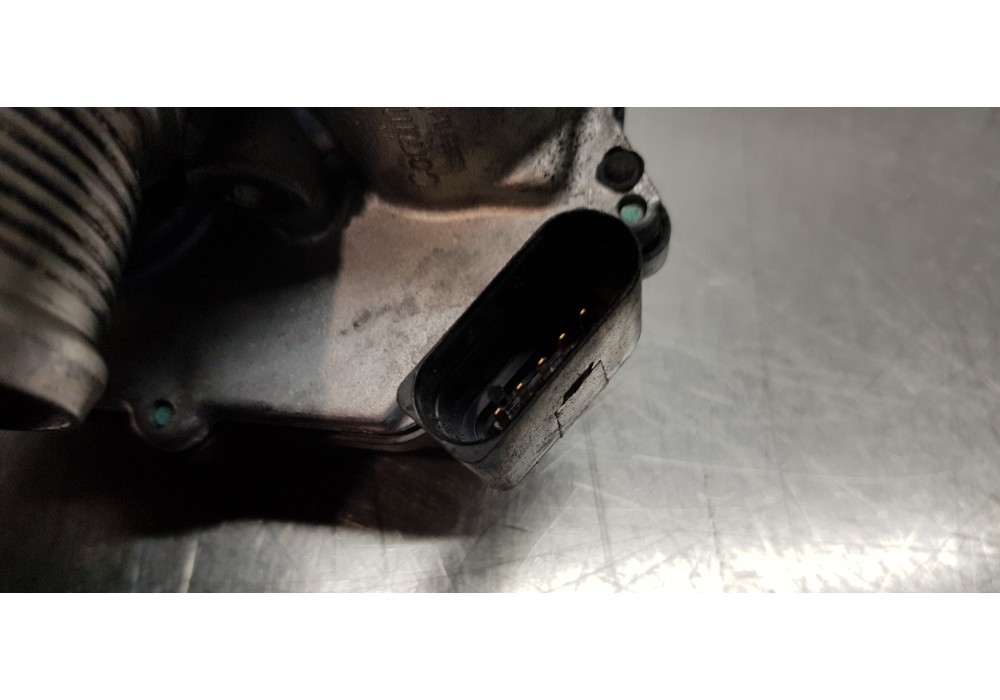 Recambio de caja mariposa para volkswagen crafter caja cerrada caja cerrada 30 batalla corta referencia OEM IAM 03L128063S  