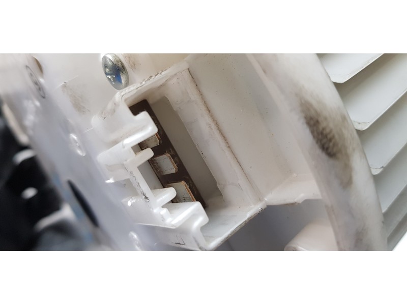 Recambio de motor calefaccion para land rover range rover vogue referencia OEM IAM LR035870  