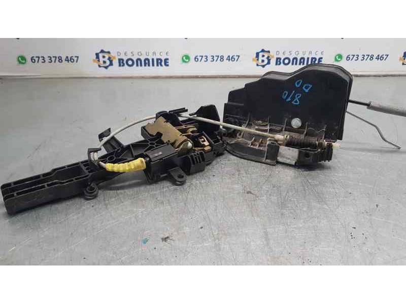 Recambio de cerradura puerta delantera derecha para bmw serie 1 berlina (e81/e87) 120d referencia OEM IAM 7167074  