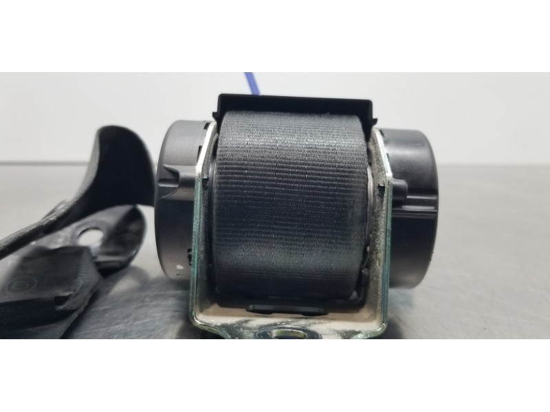 Recambio de cinturon seguridad trasero izquierdo para land rover evoque prestige referencia OEM IAM LR026470 BJ32611B68AD8PVJ AM