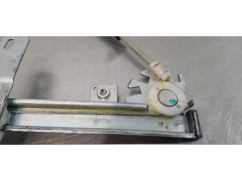 Recambio de elevalunas delantero derecho para peugeot 407 st confort referencia OEM IAM 9222Q4   Recambio de elevalunas delantero derecho para peugeot 407 st confort referencia OEM IAM 9222Q4