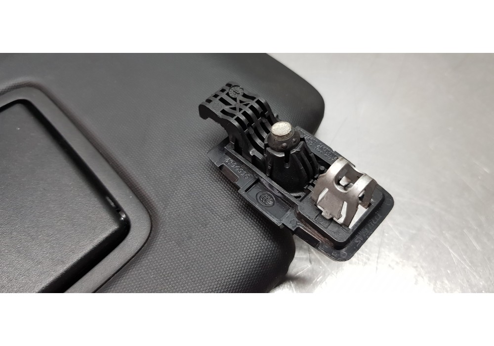 Recambio de parasol izquierdo para mercedes clase b (w246) b 200 cdi (246.208) referencia OEM IAM A24681025009H43  