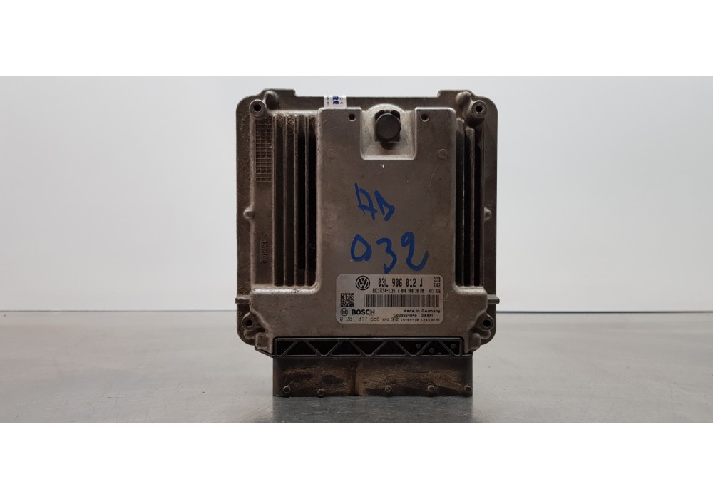 Recambio de centralita motor uce para volkswagen crafter caja cerrada caja cerrada 30 batalla corta referencia OEM IAM 03L906012