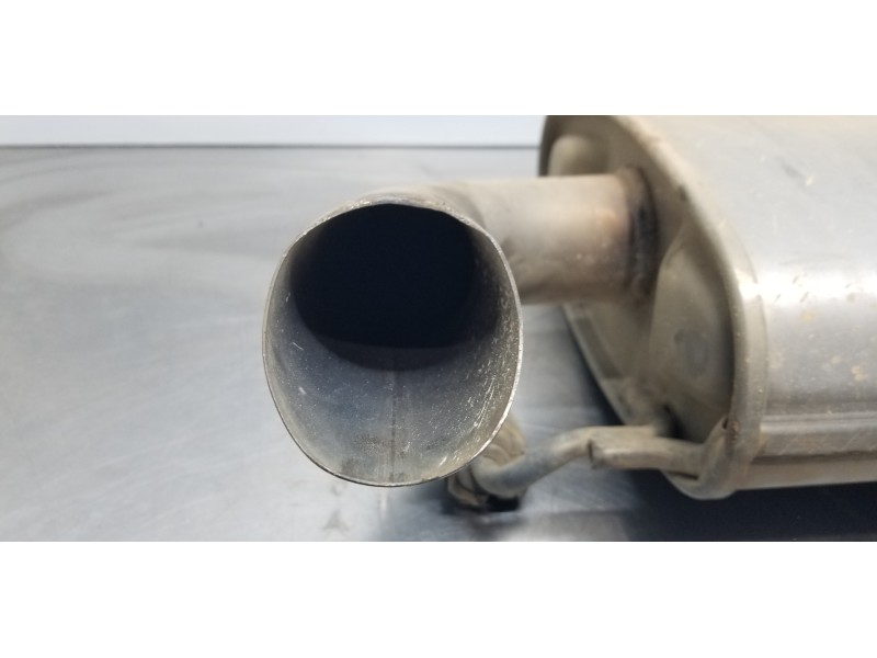 Recambio de silenciador trasero para hyundai tucson tl referencia OEM IAM 28710D3840  