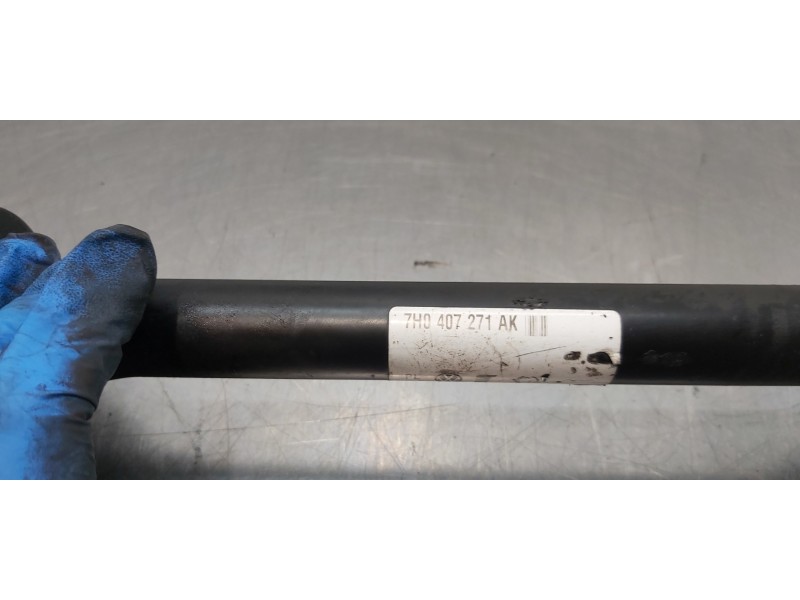Recambio de transmision delantera izquierda para volkswagen t5 transporter/furgoneta caja cerrada referencia OEM IAM 7E0407271N  Recambio de transmision delantera izquierda para volkswagen t5 transporter/furgoneta caja cerrada referencia OEM IAM 7E0407271N