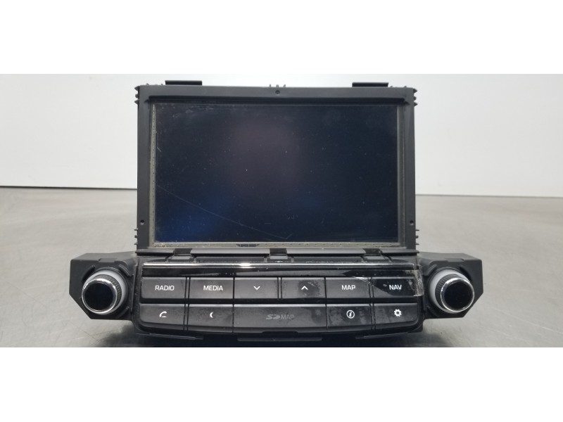 Recambio de pantalla multifuncion para hyundai tucson tl referencia OEM IAM 96560D70004X  