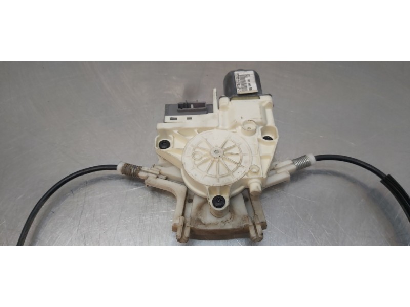 Recambio de elevalunas trasero izquierdo para peugeot 407 st confort referencia OEM IAM 922385  