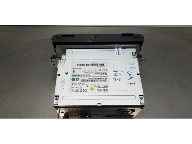 Recambio de pantalla multifuncion para hyundai tucson tl referencia OEM IAM 96560D70004X  