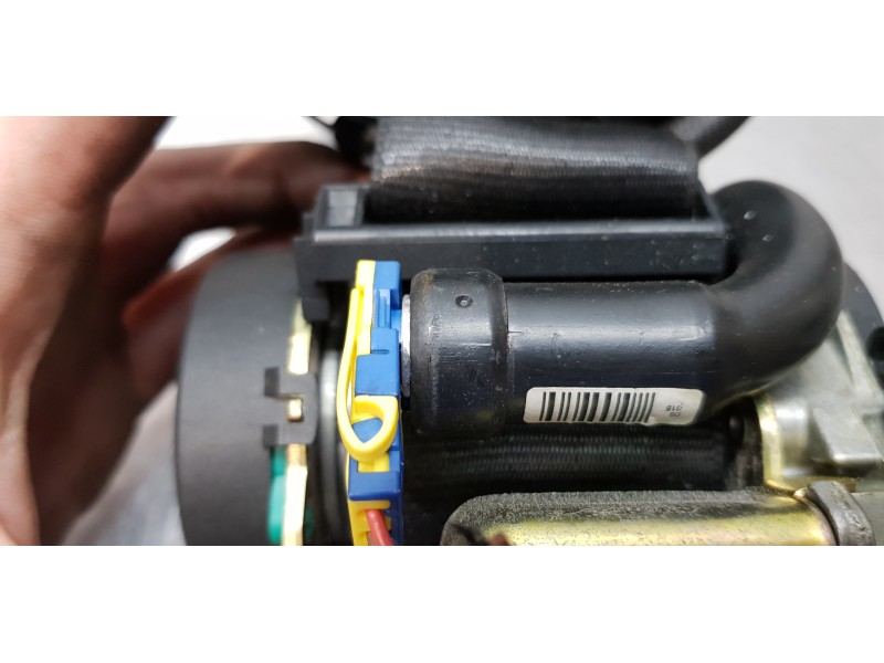 Recambio de cinturon seguridad delantero derecho para audi a8 (4e2) 4.0 tdi quattro referencia OEM IAM 601782800  