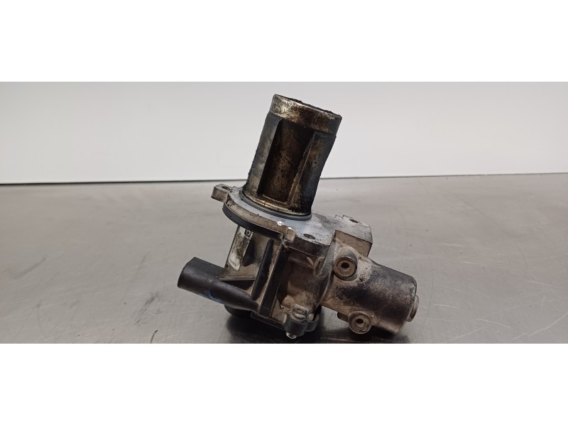 Recambio de valvula egr para volkswagen t5 transporter/furgoneta caja cerrada referencia OEM IAM 700365060  