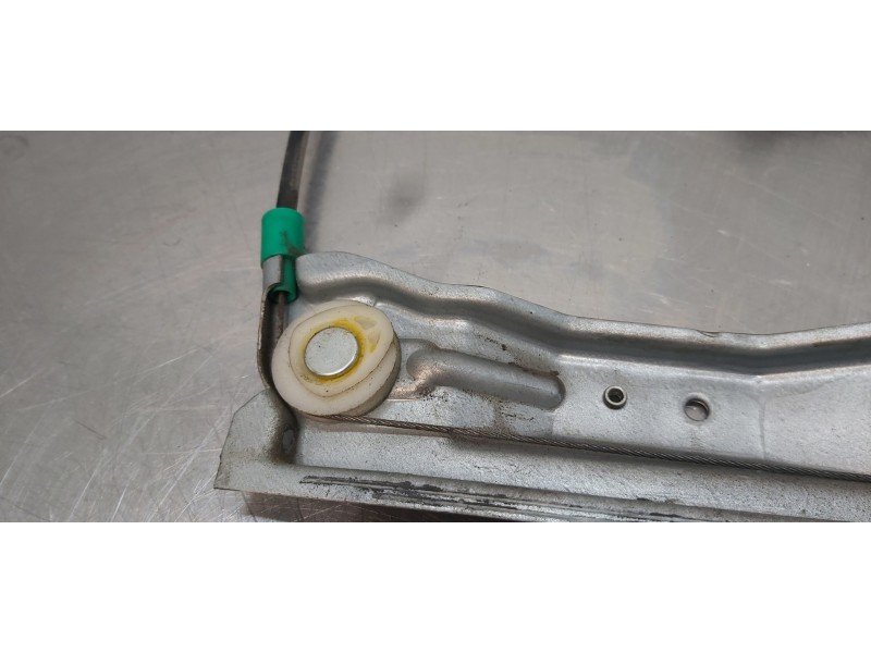 Recambio de elevalunas trasero izquierdo para peugeot 407 st confort referencia OEM IAM 922385  