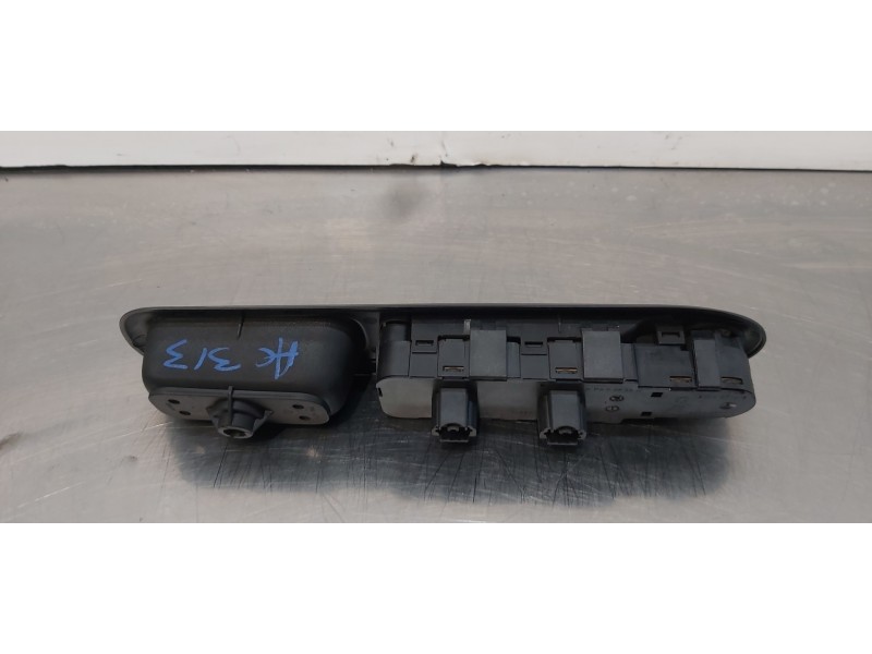 Recambio de mando elevalunas delantero izquierdo para peugeot 407 st confort referencia OEM IAM 96468704XT  