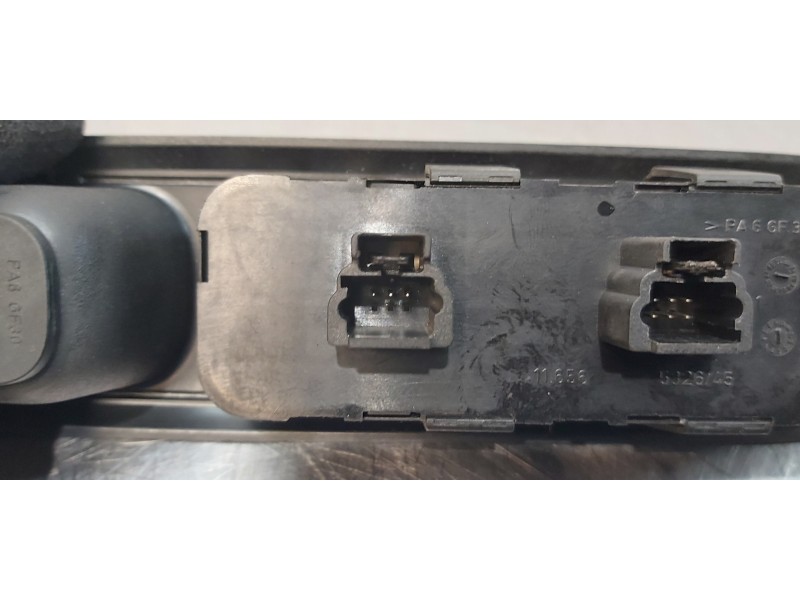 Recambio de mando elevalunas delantero izquierdo para peugeot 407 st confort referencia OEM IAM 96468704XT  