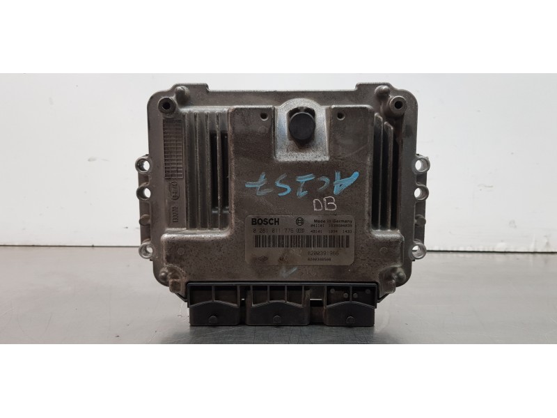 Recambio de centralita motor uce para renault scenic ii confort authentique referencia OEM IAM 8200386508   Recambio de centralita motor uce para renault scenic ii confort authentique referencia OEM IAM 8200386508