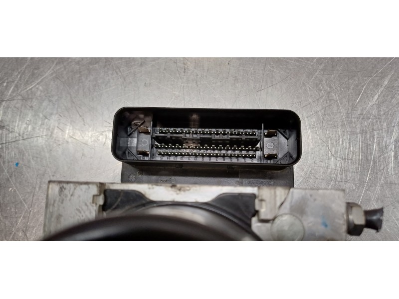 Recambio de abs para volkswagen t5 bus (7e) caravelle comfortline lang 4motion referencia OEM IAM 7E0614517J  