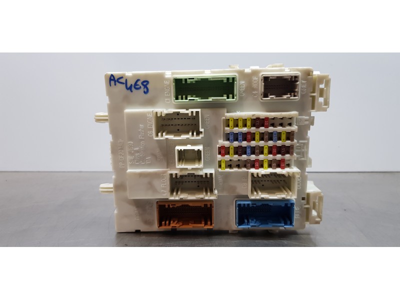 Recambio de caja reles / fusibles para ford c-max titanium referencia OEM IAM BV6N14A073FT  