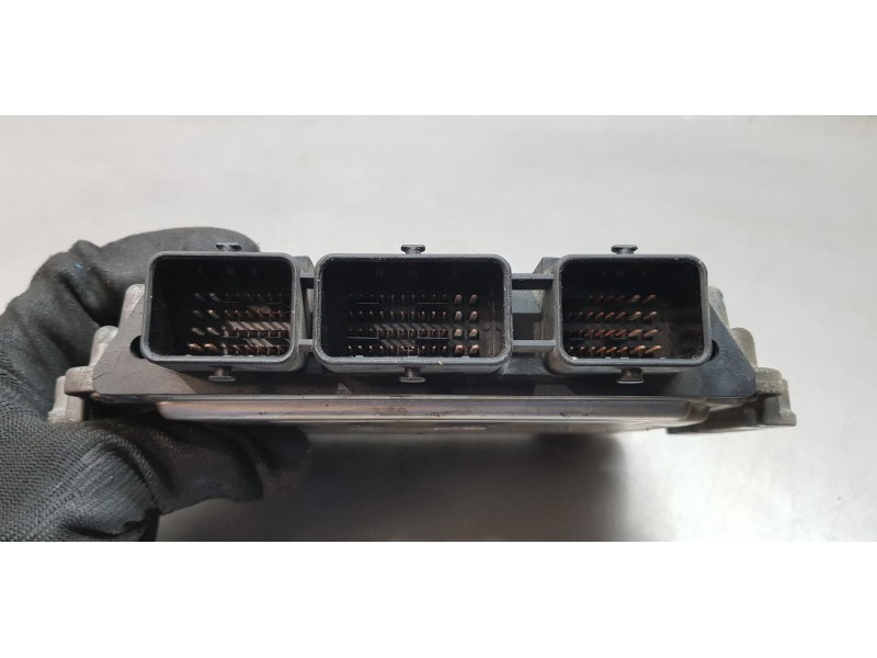 Recambio de centralita motor uce para renault scenic ii confort authentique referencia OEM IAM 8200386508   Recambio de centralita motor uce para renault scenic ii confort authentique referencia OEM IAM 8200386508