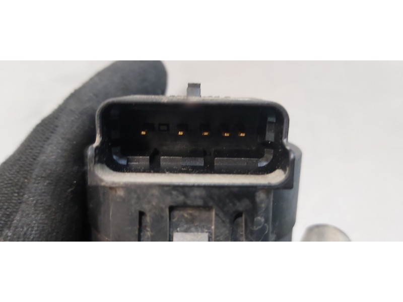 Recambio de valvula egr para peugeot 407 st confort referencia OEM IAM 9681825280  