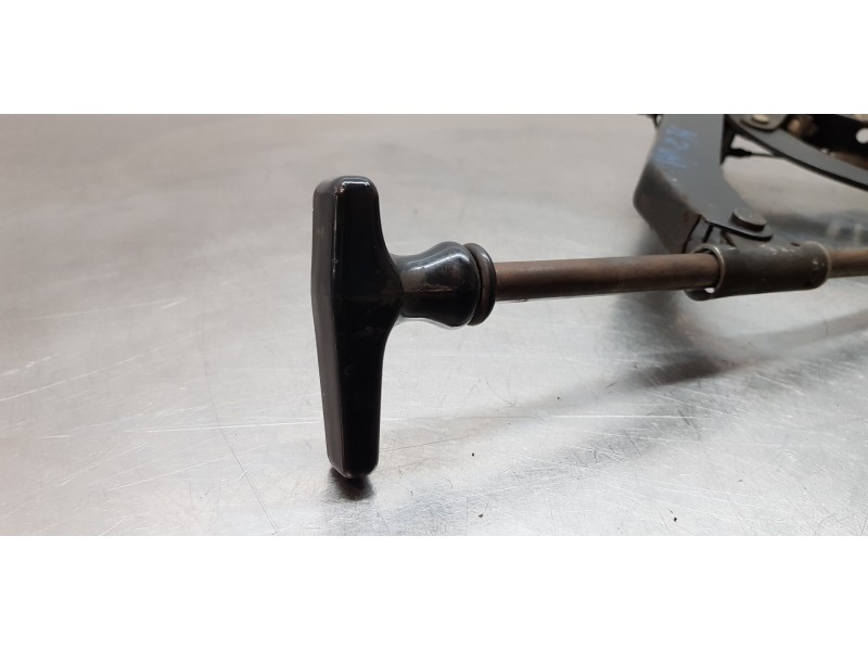 Recambio de palanca freno de mano para nissan trade 100 caja cerrada, techo elevado referencia OEM IAM   