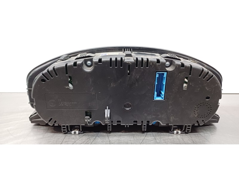 Recambio de cuadro instrumentos para volkswagen t5 bus (7e) caravelle comfortline lang 4motion referencia OEM IAM 7E0920870N  