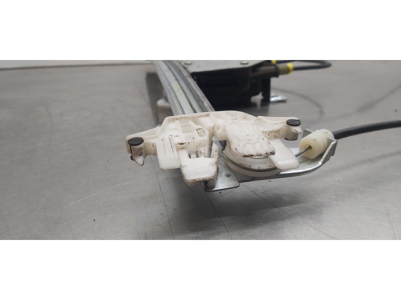 Recambio de elevalunas delantero izquierdo para peugeot partner (s1) combispace referencia OEM IAM 9221G3   Recambio de elevalunas delantero izquierdo para peugeot partner (s1) combispace referencia OEM IAM 9221G3