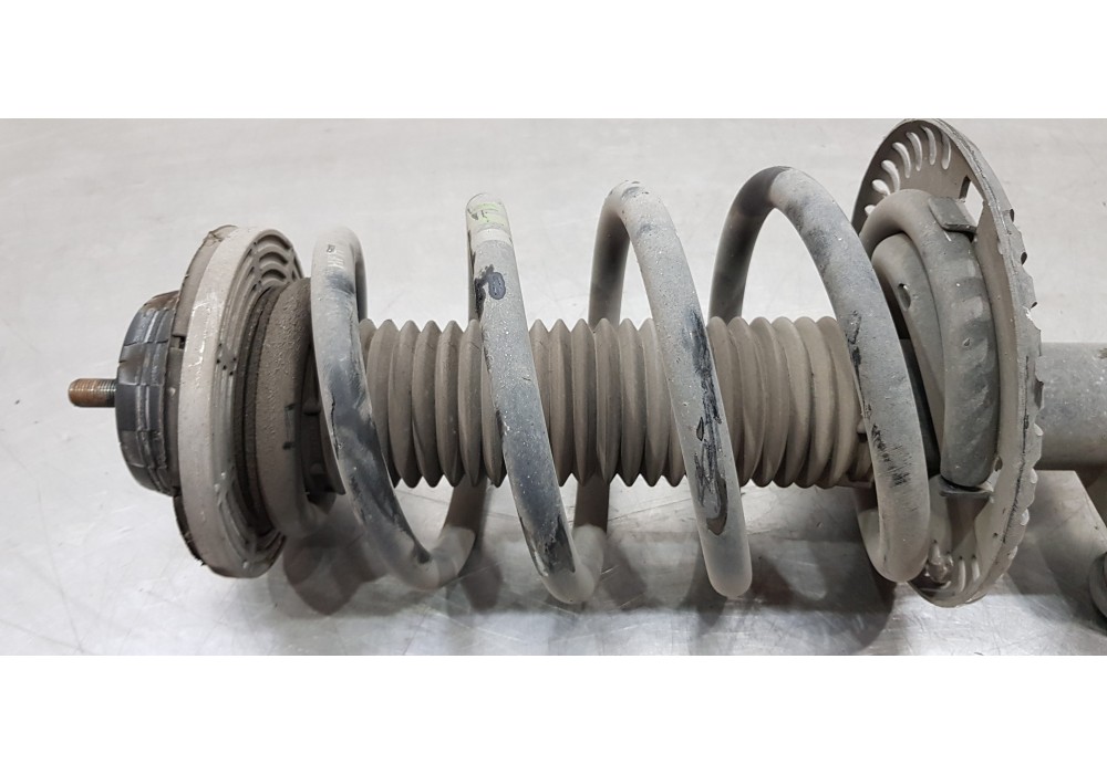 Recambio de amortiguador delantero derecho para volkswagen t5 bus (7e) caravelle comfortline lang 4motion referencia OEM IAM 7E8