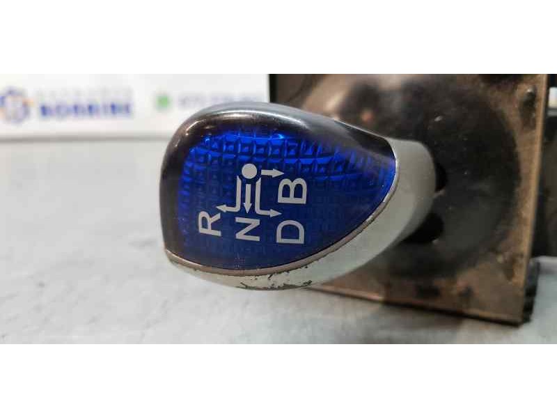 Recambio de palanca cambio para toyota auris touring sports (e18) hybrid advance referencia OEM IAM 75C583LHD  