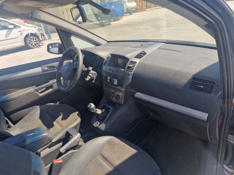 opel zafira b del año 2007