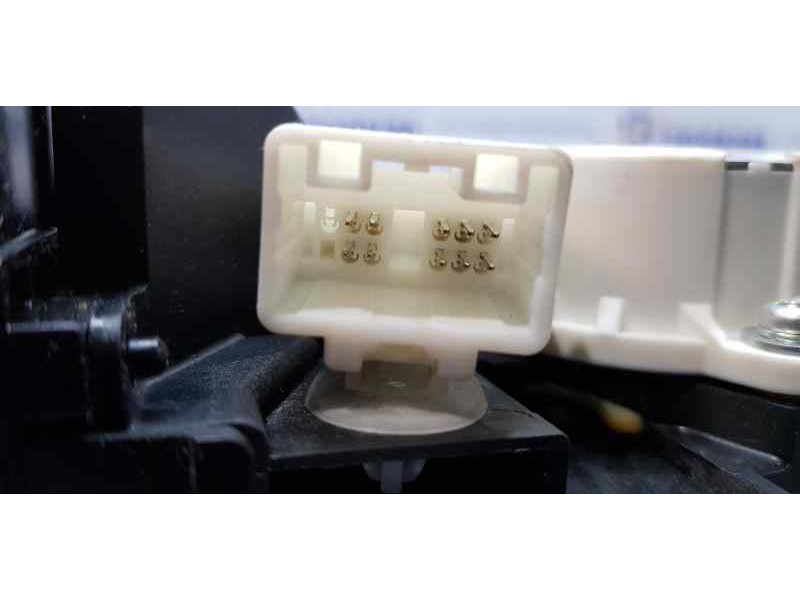 Recambio de palanca cambio para toyota auris touring sports (e18) hybrid advance referencia OEM IAM 75C583LHD  