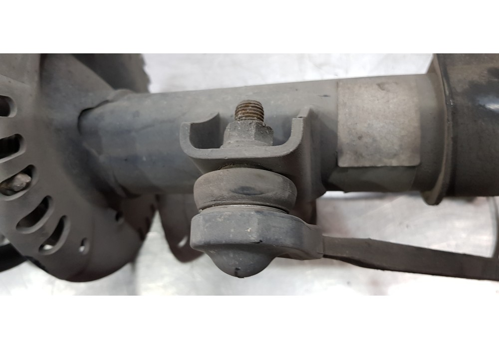 Recambio de amortiguador delantero derecho para volkswagen t5 bus (7e) caravelle comfortline lang 4motion referencia OEM IAM 7E8