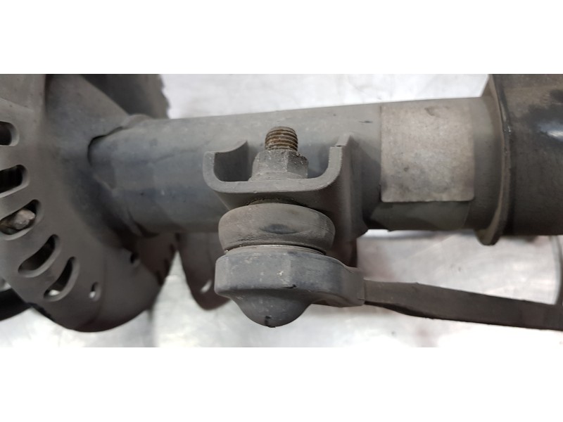 Recambio de amortiguador delantero derecho para volkswagen t5 bus (7e) caravelle comfortline lang 4motion referencia OEM IAM 7E8