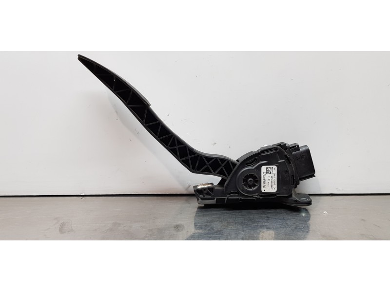 Recambio de pedal acelerador para land rover range rover vogue referencia OEM IAM LR037832  