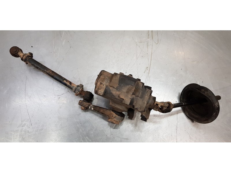 Recambio de caja direccion para nissan trade 100 caja cerrada, techo elevado referencia OEM IAM   